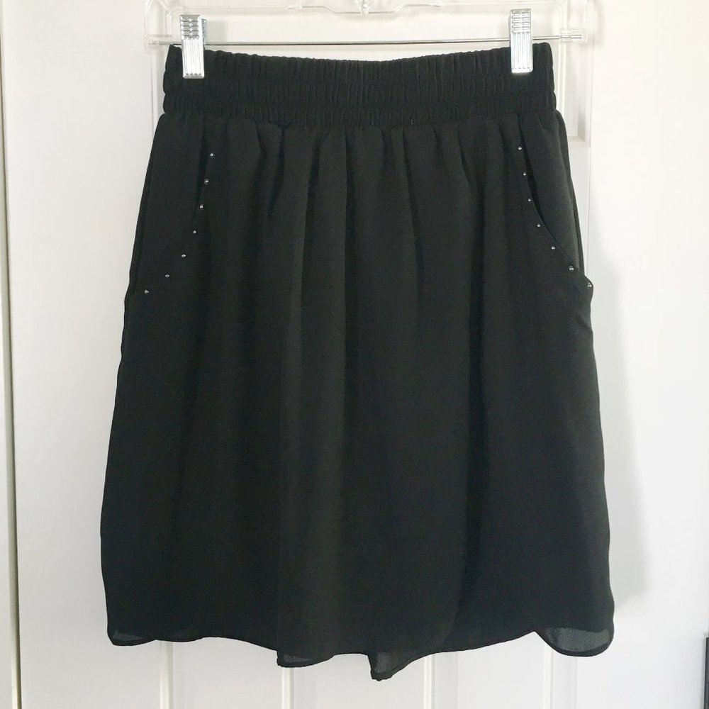 8/12 MOSSIMO SKIRT WITH POCKET